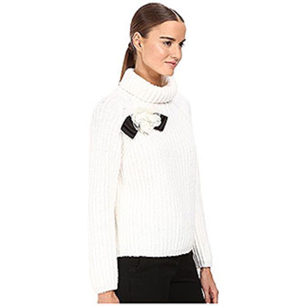 Kate Spade Rosette Bow Alpaca White Sweater - Picture 4 of 5
